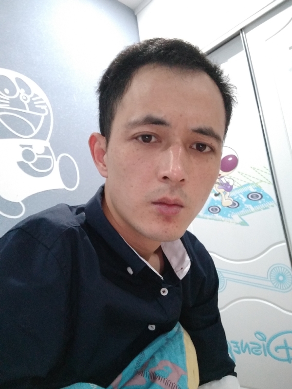 容晨的第一张照片--诏安征婚网