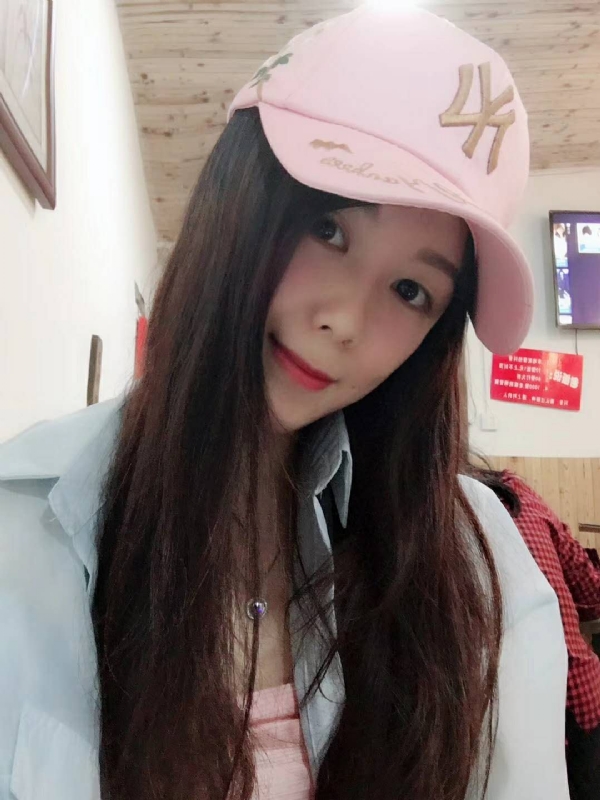 丹丹的第三张照片--诏安征婚网