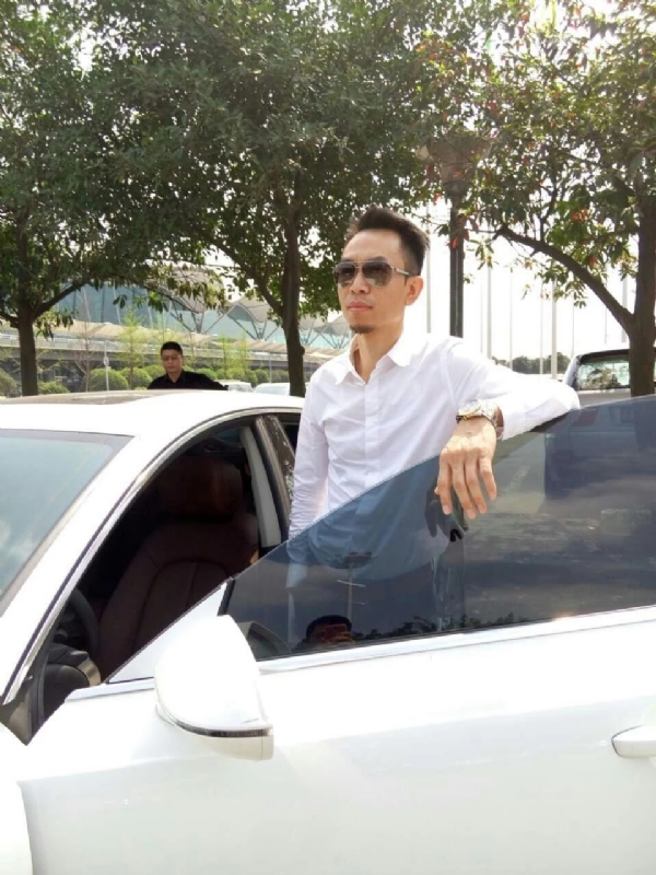 杨岳的第一张照片--诏安征婚网