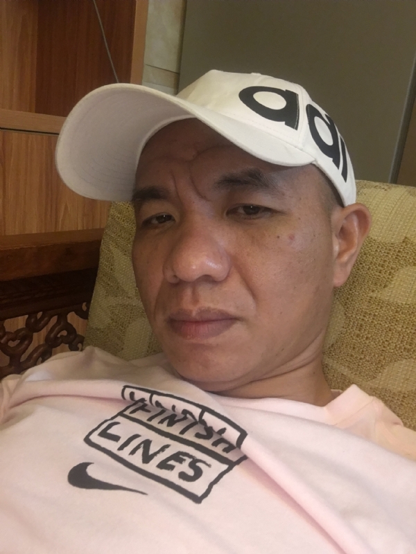 坚持到底的第一张照片--诏安征婚网