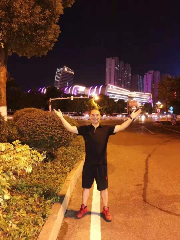李国伟的第二张照片--诏安征婚网