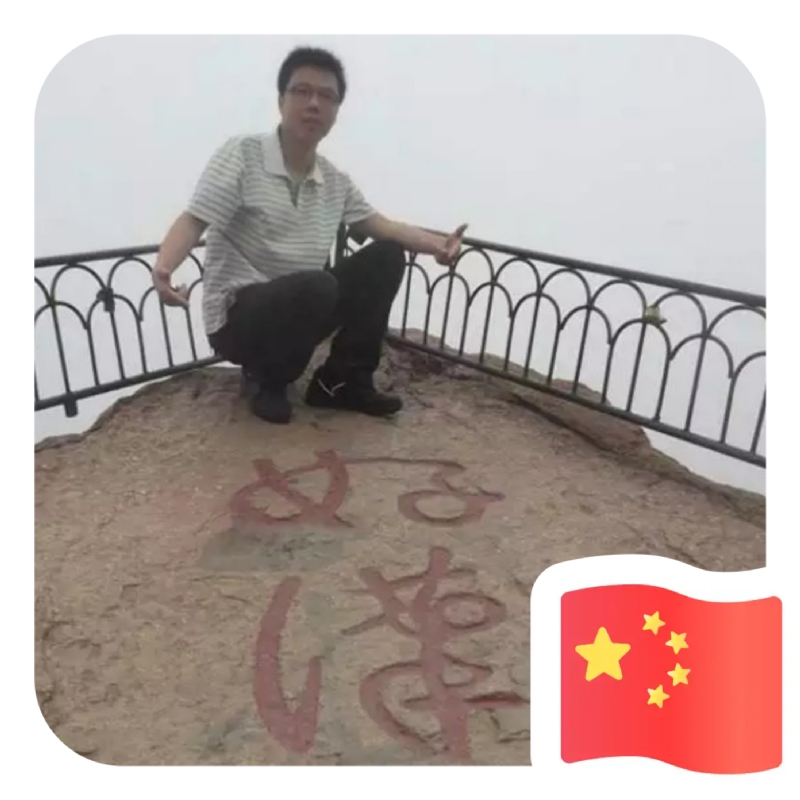一只小虎牙的第一张照片--诏安征婚网