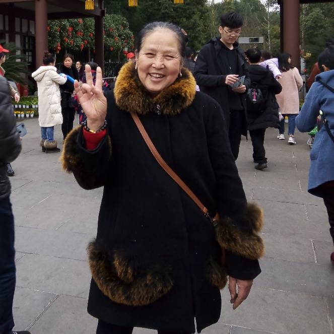 刘刘的第一张照片--诏安征婚网