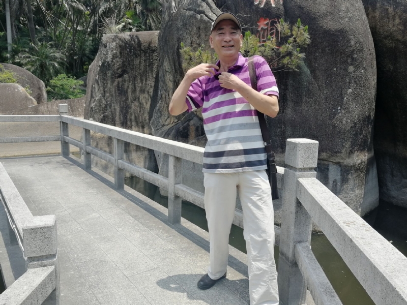 热腾腾的第三张照片--诏安征婚网