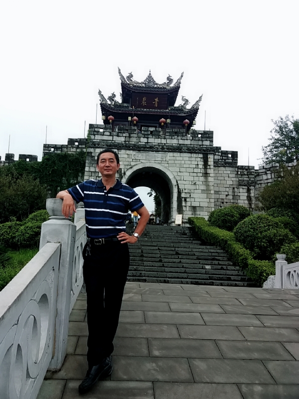 真心的龙的第六张照片--诏安征婚网