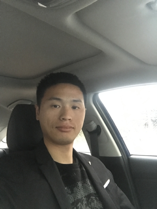 向前走的第二张照片--诏安征婚网
