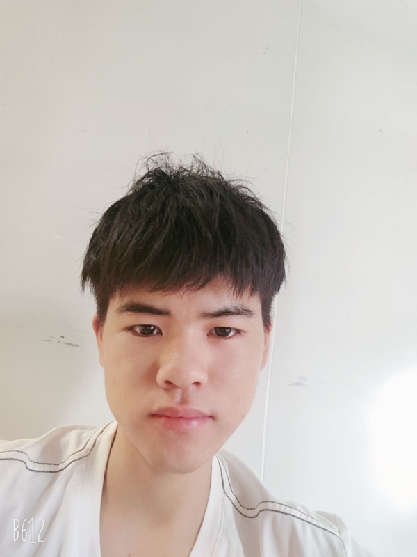 陌离的第二张照片--诏安征婚网