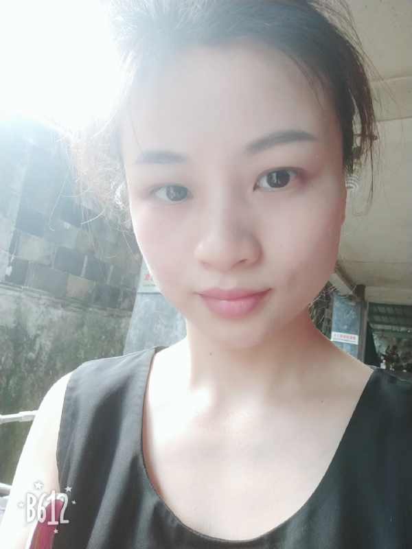 慢慢的第三张照片--诏安征婚网