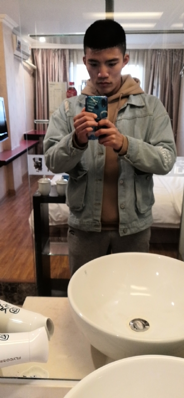 爱上一座陈的第一张照片--诏安征婚网