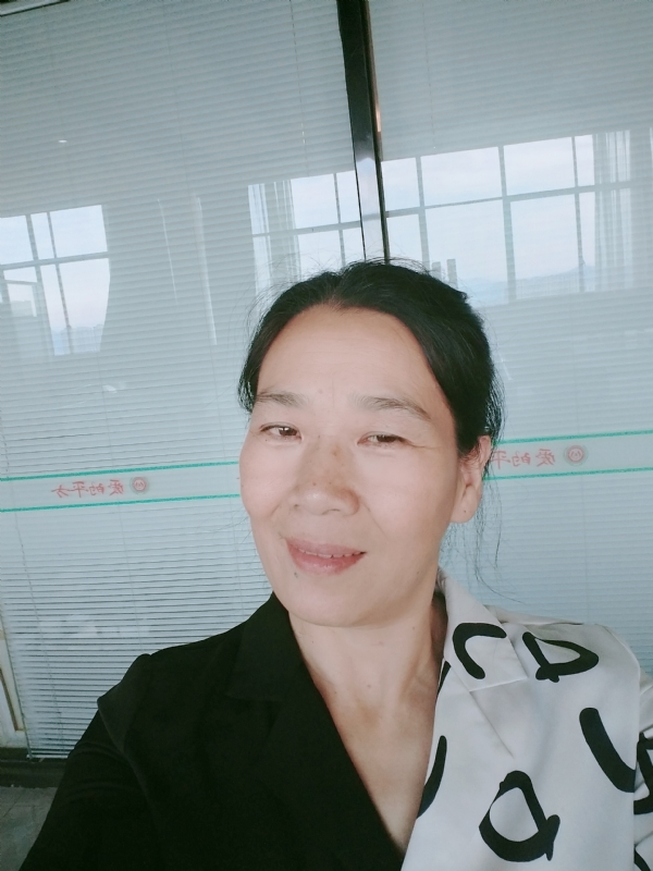 易莲的第一张照片--诏安征婚网