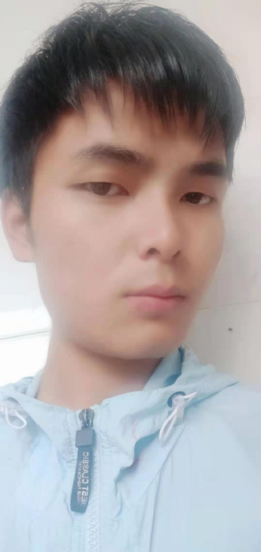 安静的男生的第一张照片--诏安征婚网
