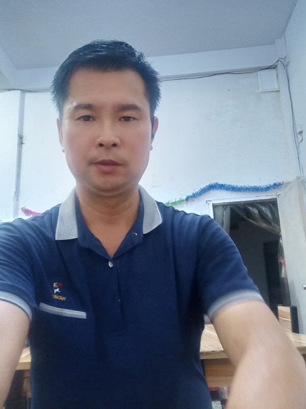 我是自强不息的第一张照片--诏安征婚网
