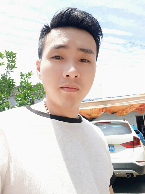 人间烟火的第一张照片--诏安征婚网