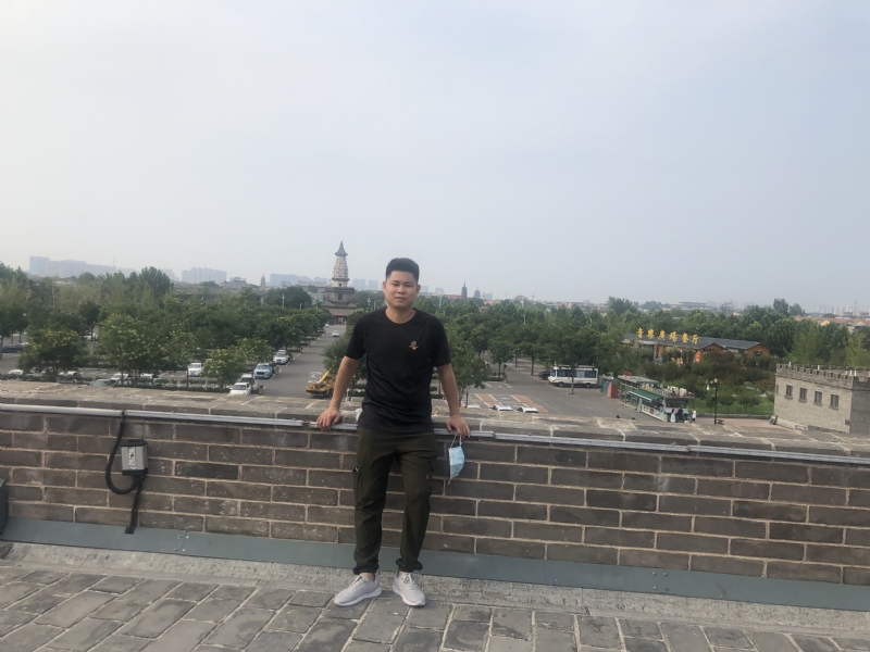 123.向左向右的第一张照片--诏安征婚网