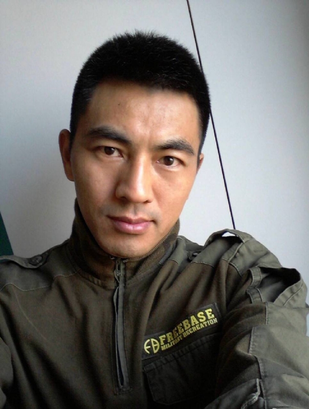 鐵血柔情的第一张照片--诏安征婚网