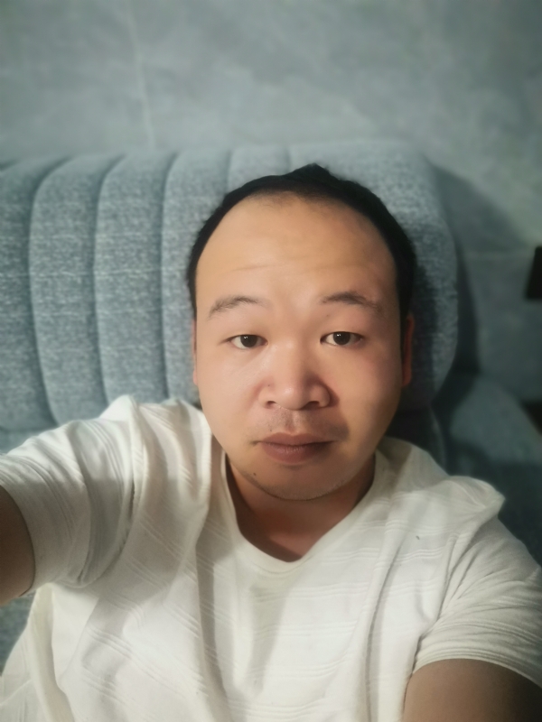 孤独老的第一张照片--诏安征婚网