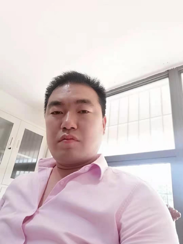命运的打拼的第一张照片--诏安征婚网