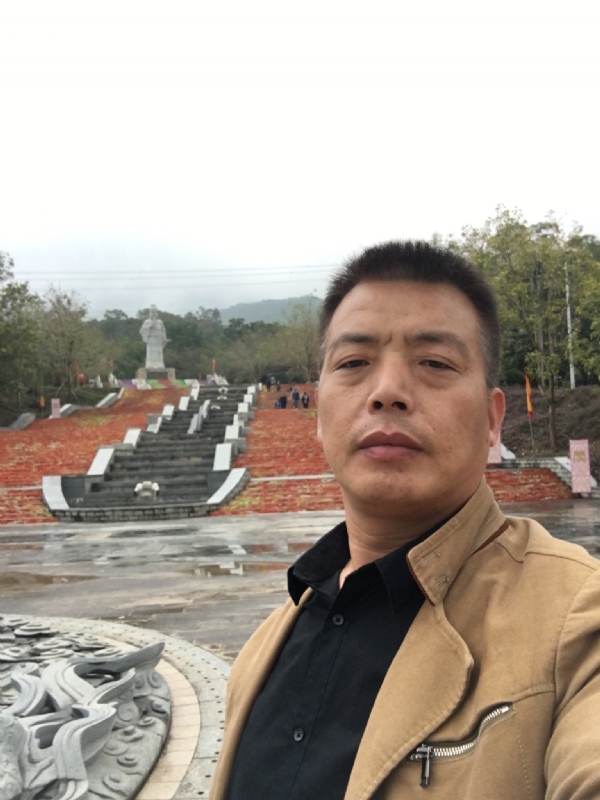开心的松鼠的第二张照片--诏安征婚网
