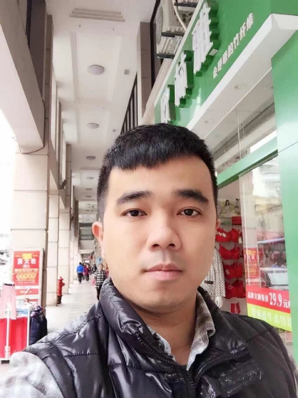 小小怪兽的第一张照片--诏安征婚网