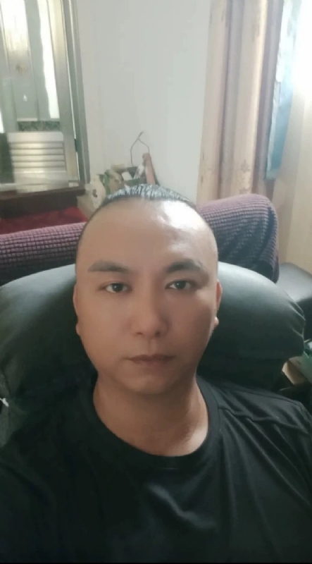施逸森的第一张照片--诏安征婚网