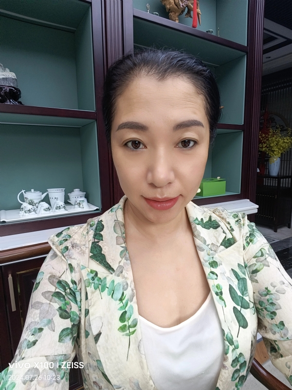 仝馨的第三张照片--诏安征婚网