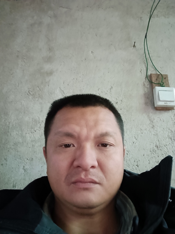 兰成龙的第三张照片--诏安征婚网