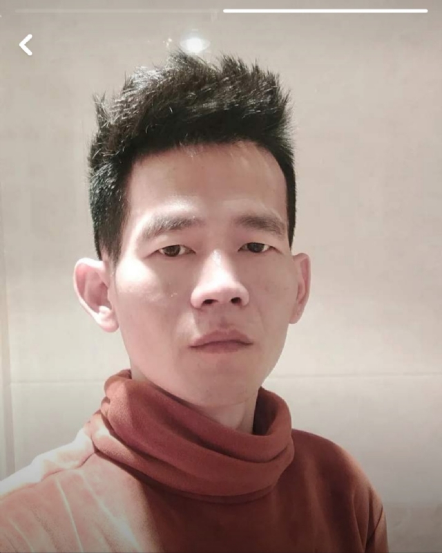白了少年头的第一张照片--诏安征婚网