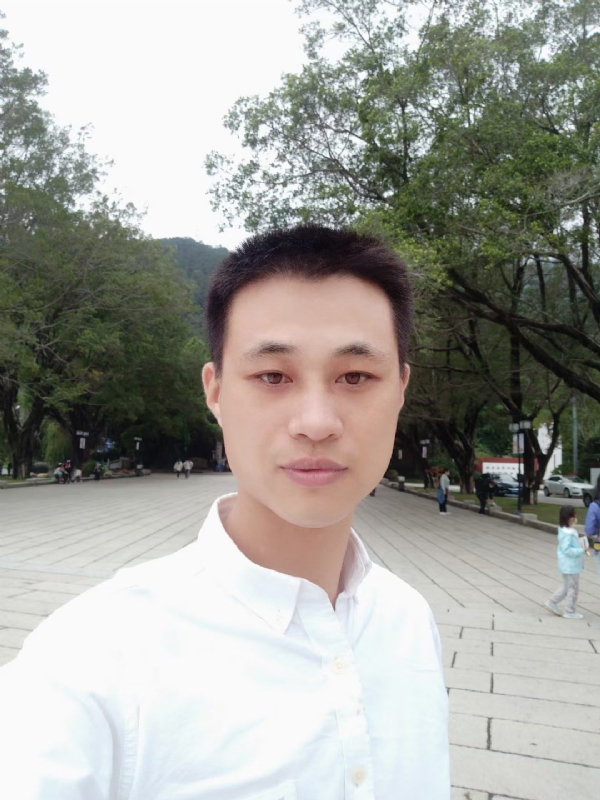 xu的第一张照片--诏安征婚网