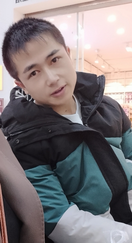 不骄不躁的第一张照片--诏安征婚网