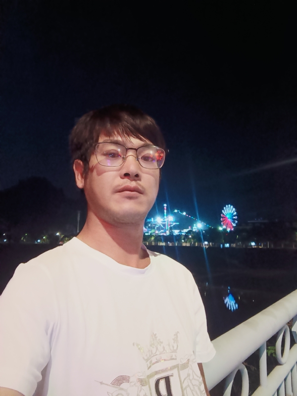 任豐的第一张照片--诏安征婚网