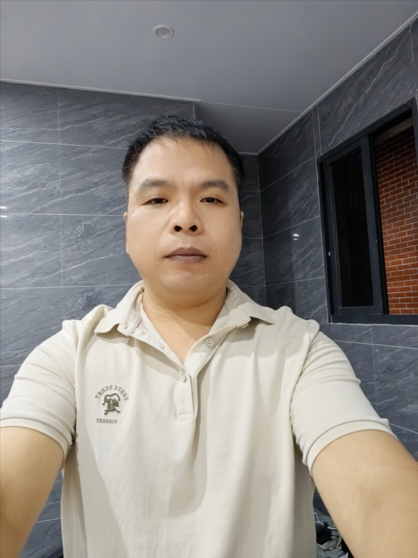 刘两水的第一张照片--诏安征婚网
